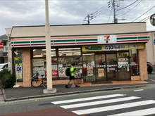 【東京都/杉並区下井草】杉並区下井草4丁目　新築戸建　1号棟 セブンイレブン杉並天沼通り店（現地より約1,400m）