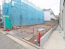 【神奈川県/横浜市港北区高田東】横浜市港北区高田東1丁目　新築戸建B号棟 現地（建築前）：全2棟右側