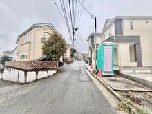 【神奈川県/横浜市鶴見区上の宮】横浜市鶴見区上の宮2丁目　新築戸建1号棟 前面道路