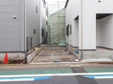 【東京都/国立市東】国立市東4丁目　新築戸建3号棟 外観：全3棟　写真右側