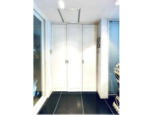 【東京都/目黒区中町】目黒区中町1丁目　中古戸建 収納：玄関収納