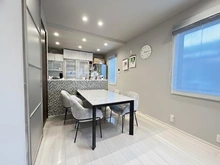 【東京都/目黒区目黒本町】目黒区目黒本町4丁目　中古戸建 リビング・ダイニング