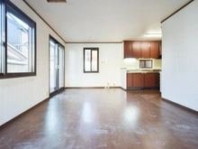 【神奈川県/横浜市鶴見区上の宮】横浜市鶴見区上の宮2丁目　中古戸建 リビング・ダイニング