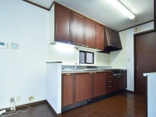 【神奈川県/横浜市鶴見区上の宮】横浜市鶴見区上の宮2丁目　中古戸建 キッチン