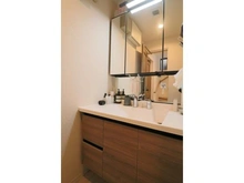 【東京都/目黒区目黒】目黒区目黒4丁目　中古戸建 洗面所