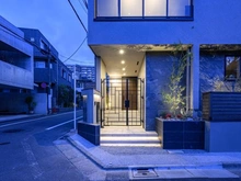 【東京都/目黒区柿の木坂】目黒区柿の木坂3丁目　新築戸建 玄関