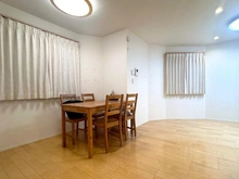 【東京都/世田谷区池尻】世田谷区池尻2丁目　中古戸建 リビング・ダイニング：家具調度品は価格に含まれません