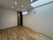 【東京都/目黒区八雲】目黒区八雲一丁目　新築戸建て（借地権） 洋室
