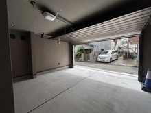 【東京都/目黒区八雲】目黒区八雲一丁目　新築戸建て（借地権） 駐車場