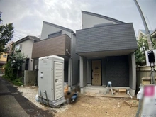 【東京都/杉並区上井草】杉並区上井草2丁目　新築戸建　A号棟（全2棟） 建築中の外観