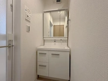 【東京都/中野区鷺宮】中野区鷺宮5丁目　一戸建 洗面所