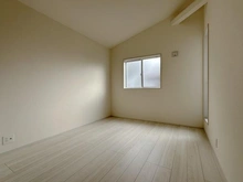 【埼玉県/新座市堀ノ内】新座市堀ノ内2丁目　新築戸建 洋室