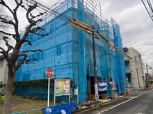 【東京都/練馬区中村】練馬区中村1丁目　新築分譲住宅　2号棟【全2棟】 建築中の外観：写真左側2号棟（全2区画）