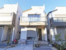 【東京都/練馬区桜台】練馬区桜台4丁目　新築分譲住宅　E号棟【全6棟】　 建築中の外観：全6区画、中央