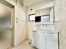 【東京都/練馬区貫井】練馬区貫井5丁目　新築戸建【全1棟】 洗面所