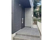 【東京都/練馬区貫井】練馬区貫井2丁目 新築戸建 玄関