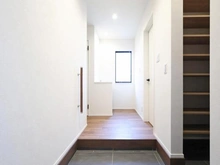 【東京都/世田谷区上馬】世田谷区上馬1期　新築戸建 玄関