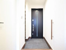 【東京都/世田谷区上馬】世田谷区上馬1期　新築戸建 玄関