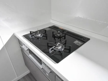 【東京都/台東区松が谷】松が谷1丁目　新築戸建て キッチン：三口コンロ