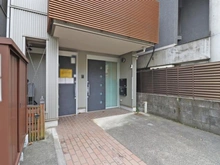 【東京都/港区赤坂】港区赤坂4丁目　中古戸建 アプローチ