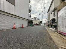 【東京都/世田谷区八幡山】世田谷区八幡山2丁目　新築戸建 前面道路