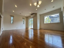 【東京都/世田谷区岡本】世田谷区岡本3丁目　中古戸建 リビング・ダイニング