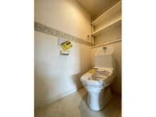 【東京都/世田谷区岡本】世田谷区岡本3丁目　中古戸建 トイレ：※2階　トイレ