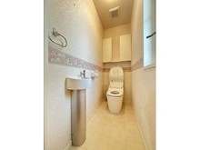 【東京都/世田谷区岡本】世田谷区岡本3丁目　中古戸建 トイレ：※1階　トイレ