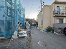 【東京都/世田谷区羽根木】世田谷区羽根木1丁目新築戸建　B号棟 前面道路