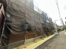 【東京都/杉並区下高井戸】下高井戸1丁目　新築戸建 建築中の外観