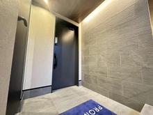 【東京都/世田谷区上祖師谷】世田谷区上祖師谷1丁目　新築戸建 玄関