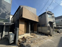 【東京都/世田谷区経堂】世田谷区経堂3丁目新築戸建て 建築中の外観