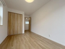 【東京都/世田谷区祖師谷】世田谷区祖師谷6丁目　戸建て 洋室