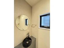 【東京都/世田谷区船橋】新築戸建　エルガーデン千歳船橋　A号棟 トイレ：トイレに付属している手洗い場です