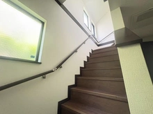 【東京都/世田谷区赤堤】赤堤2丁目戸建 階段