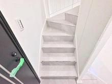 【東京都/江東区亀戸】亀戸4丁目賃貸併用住宅（プラスリノカーサ亀戸天神） 階段