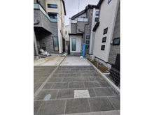 【東京都/世田谷区砧】世田谷区砧7丁目　新築戸建て 外観：4棟現場　写真中央