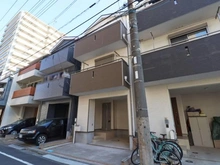 【東京都/江東区東砂】中古戸建　江東区東砂6丁目 外観：右から２番目