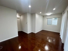 【東京都/世田谷区成城】世田谷区成城8丁目戸建 洋室