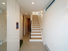 【東京都/調布市入間町】入間町1丁目C号棟 玄関