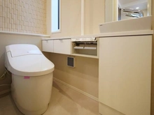 【東京都/調布市入間町】入間町1丁目D号棟 トイレ