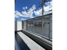 【東京都/世田谷区喜多見】世田谷区喜多見7丁目　新築戸建 バルコニー