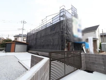 【東京都/小平市美園町】小平市美園町3丁目 B号棟 建築中の外観：全2区画　B号棟は手前側
