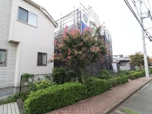 【東京都/小平市美園町】小平市美園町3丁目 B号棟 建築中の外観：全2区画　B号棟は手前側