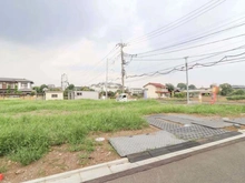 【埼玉県/所沢市上新井】所沢市上新井2丁目新築戸建 Ⅾ号棟 現地（建築前）：全8区画　D区画は右から2番目