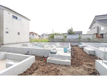 【東京都/足立区六木】足立区六木2丁目新築戸建　J号棟 建築中の外観