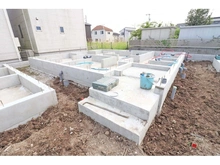 【東京都/足立区六木】足立区六木2丁目新築戸建　J号棟 建築中の外観