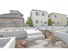 【東京都/足立区六木】足立区六木2丁目新築戸建　F号棟 建築中の外観