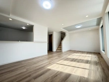 【東京都/足立区古千谷本町】足立区古千谷本町3丁目　新築戸建 リビング