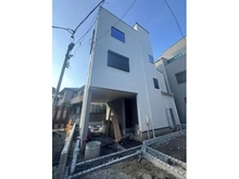 【東京都/台東区谷中】QualitiA 谷中3丁目【A棟】 建築中の外観：全2棟：手前側